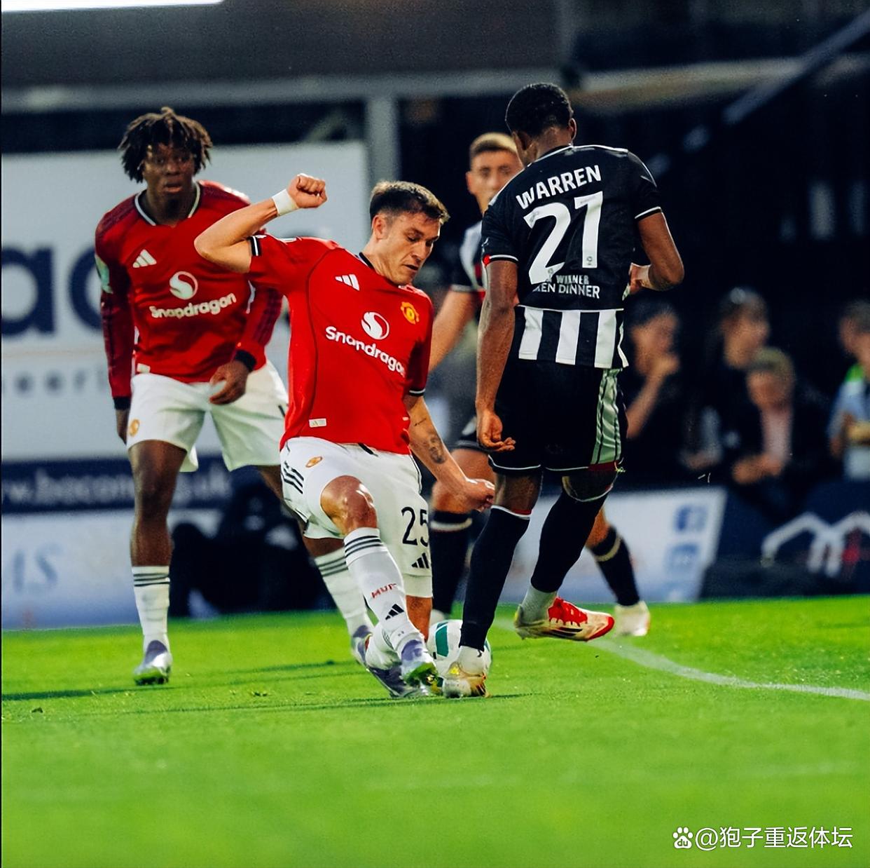 西甲豪门遭逢两连败,球迷担心赛季前景的简单介绍 西甲豪门遭逢两连败,球迷担心赛季前景的简单介绍